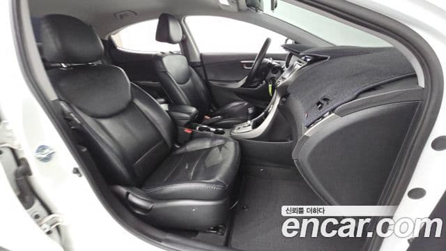 Hyundai Avante MD Luxury, 2012 11