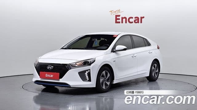 Hyundai Ioniq гибрид, 2016 1