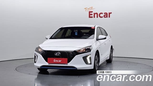 Hyundai Ioniq гибрид, 2016 3