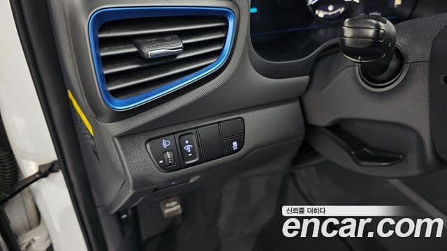 Hyundai Ioniq гибрид, 2016 16