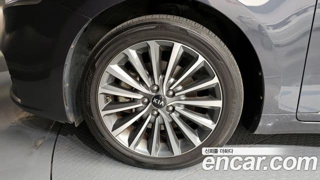 Kia All New K7 3.0 LPI Prestige (арендный автомобиль), 2016 все фото