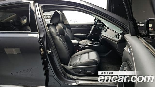 Kia All New K7 3.0 LPI Prestige (арендный автомобиль), 2016 10