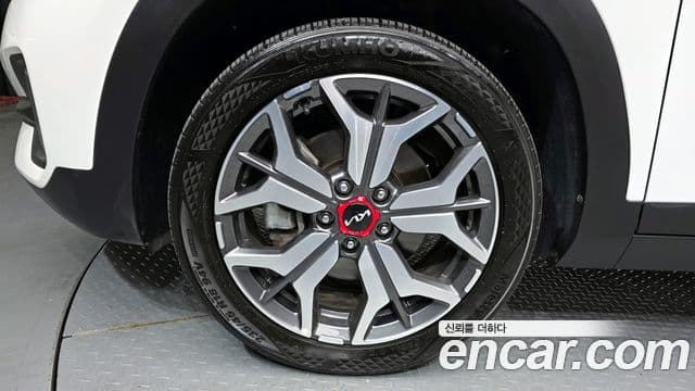 Kia Seltos Signature, 2022 все фото