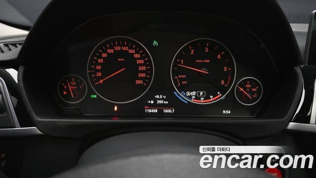 BMW 3시리즈 (F30), 2017 8