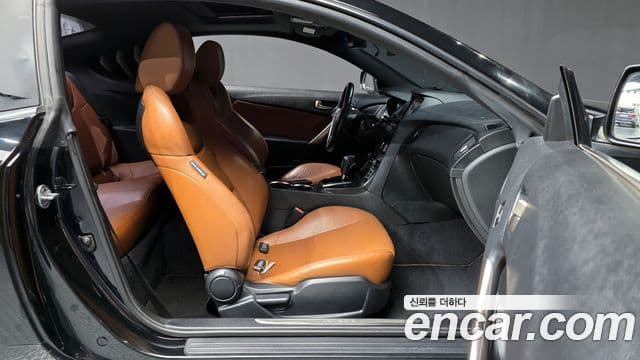 Hyundai The / новый New Genesis купе 200 турбо S, 2015 11