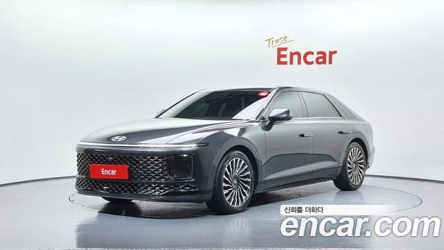 Hyundai Grandeur гибрид (GN7) Calligraphy, 2023 1