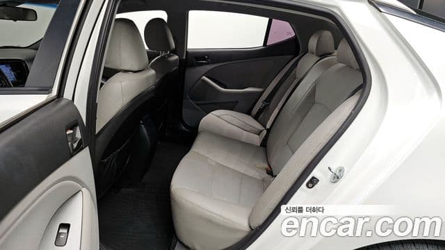 Kia The / новый New K5 Deluxe, 2015 12