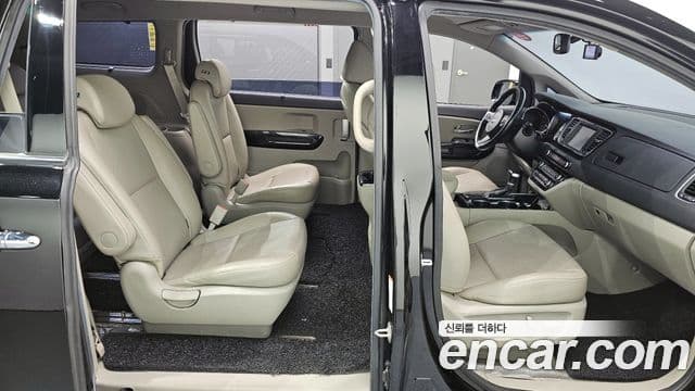 Kia The / новый New Carnival Prestige, 2019 11