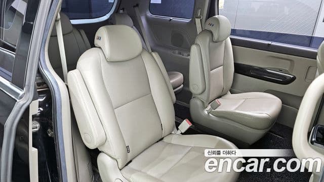 Kia The / новый New Carnival Prestige, 2019 12