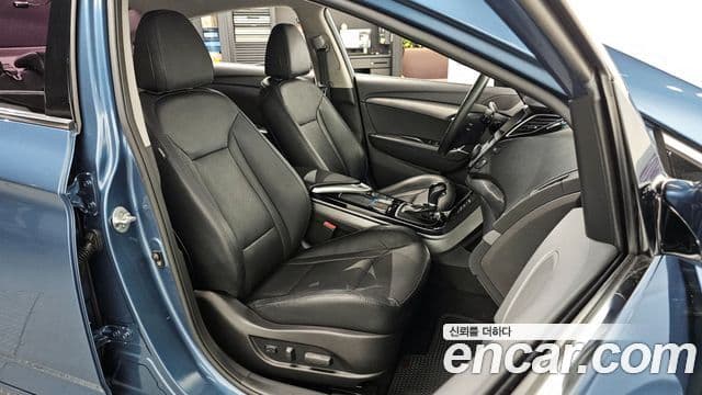 Hyundai i40 살룬 Modern, 2012 10