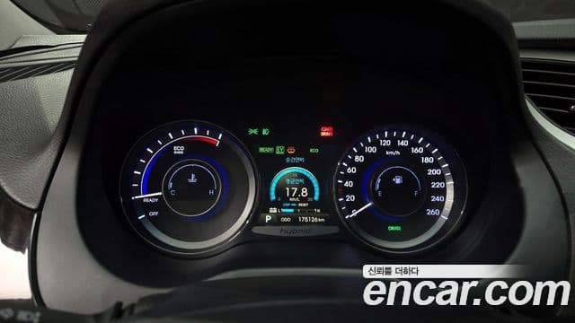 Hyundai Grandeur HG гибрид Premium, 2015 8