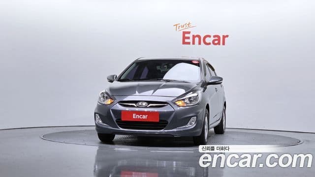 Hyundai Accent(новый кузов / новое поколение) Premier, 2011 3