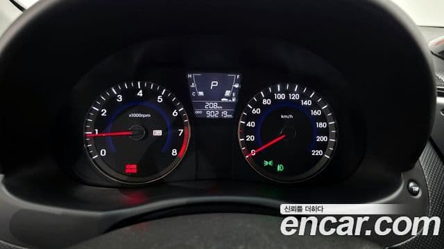 Hyundai Accent(новый кузов / новое поколение) Premier, 2011 8