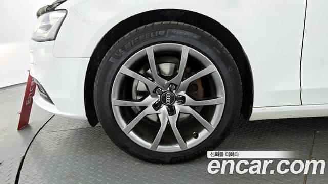 Audi New A4 B8, 2013 все фото