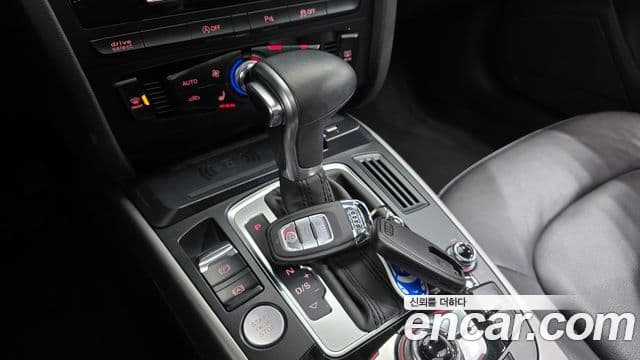 Audi New A4 B8, 2013 9