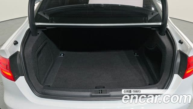 Audi New A4 B8, 2013 20