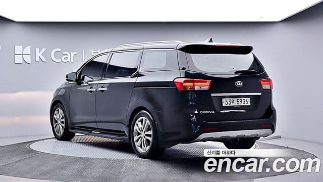 Kia All New Carnival Noblesse, 2018 4