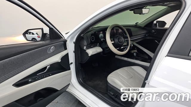 Hyundai Avante (CN7) Modern, 2023 10