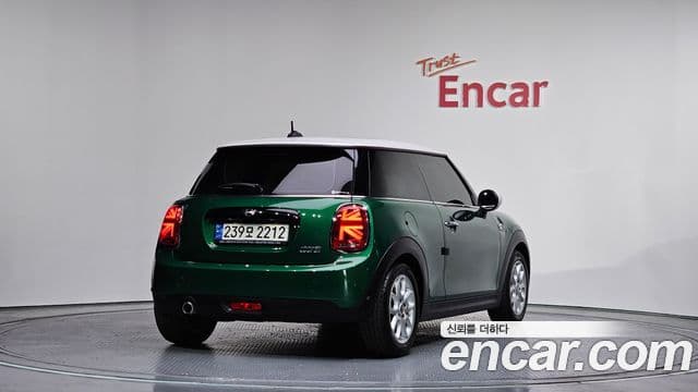 Mini Cooper 3세대, 2021 2