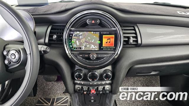 Mini Cooper 3세대, 2021 14