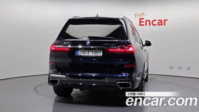 BMW X7 (G07) xDrive 40d M Sport 6인승, 2021 4