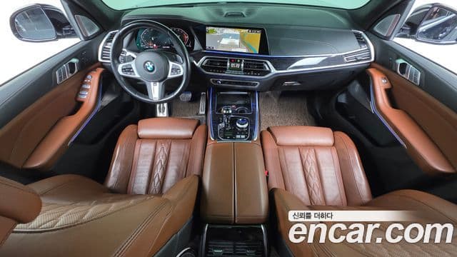 BMW X7 (G07) xDrive 40d M Sport 6인승, 2021 7