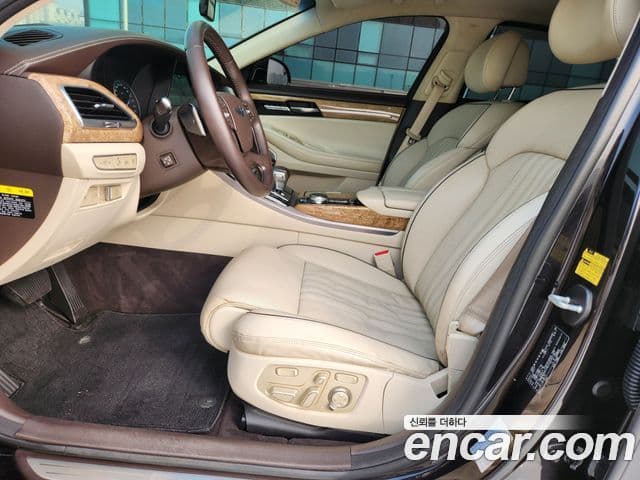 Genesis EQ900 Prestige, 2018 12