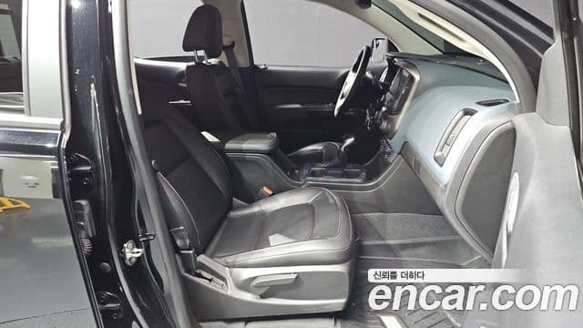 Chevrolet(GM대우) real New 콜로라도 3.6 Z71-X Midnight 4WD, 2022 11