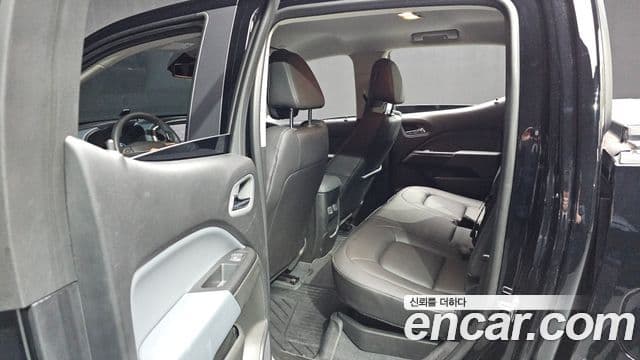 Chevrolet(GM대우) real New 콜로라도 3.6 Z71-X Midnight 4WD, 2022 13
