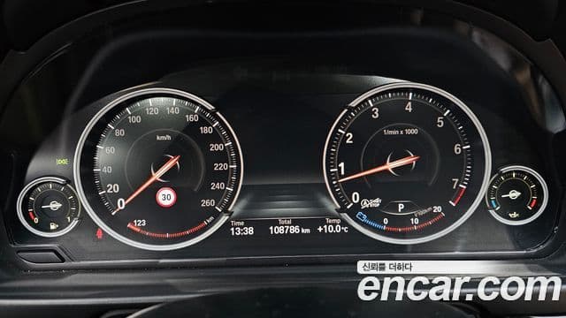 BMW 5시리즈 (F10) 528i Luxury Plus, 2016 8