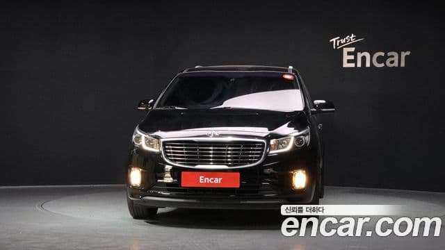 Kia All New Carnival Luxury, 2015 3