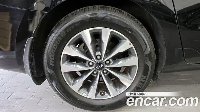 Kia All New Carnival Luxury, 2015 все фото