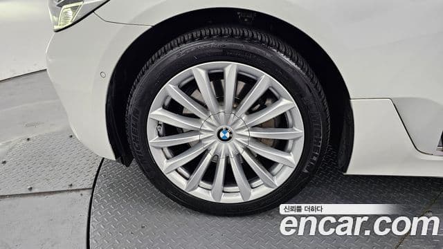 BMW 6시리즈 GT (G32) Luxury, 2022 все фото