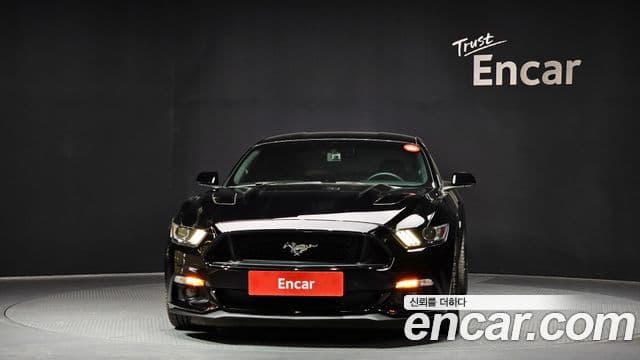 Ford Mustang GT купе, 2017 3