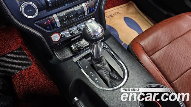 Ford Mustang GT купе, 2017 9