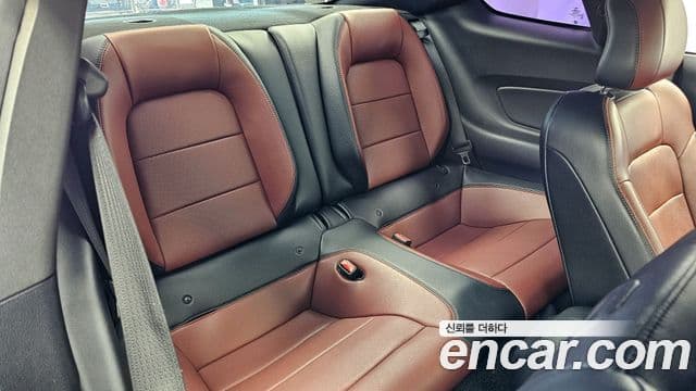 Ford Mustang GT купе, 2017 12