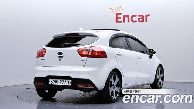 Kia All New Pride Prestige, 2014 2