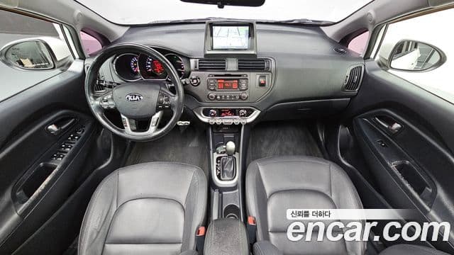 Kia All New Pride Prestige, 2014 7