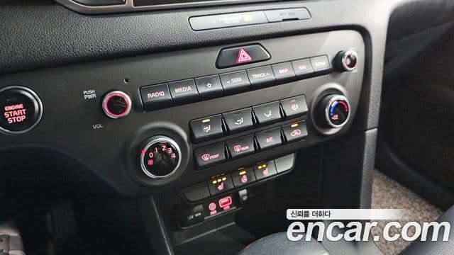 Kia Sportage 4세대 дизель 2.0 2WD Style Edition, 2018 17
