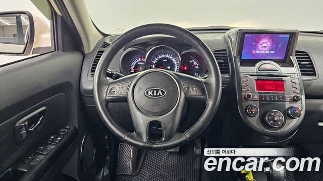 Kia Soul Safety, 2011 13