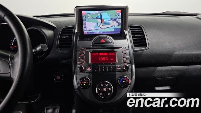 Kia Soul Safety, 2011 14