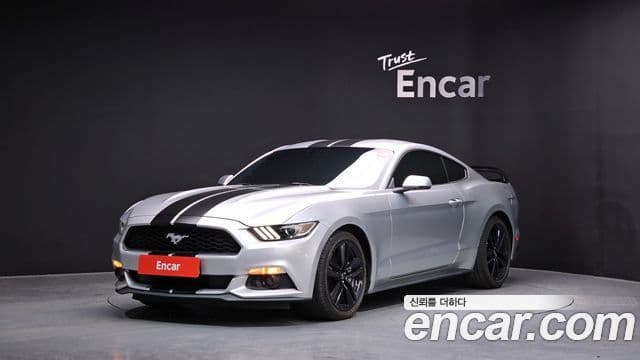 Ford Mustang купе, 2015 1