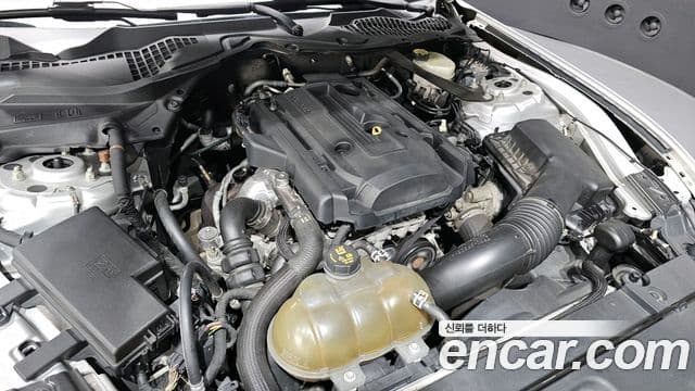 Ford Mustang купе, 2015 6