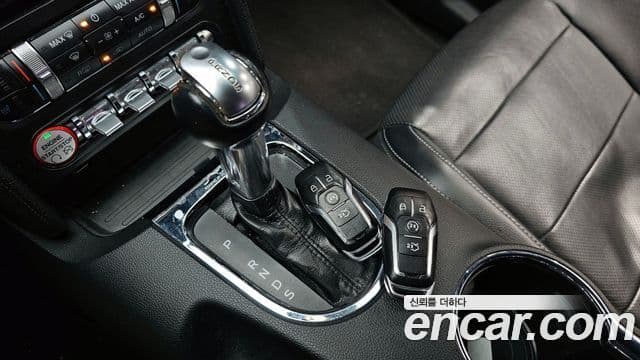 Ford Mustang купе, 2015 9