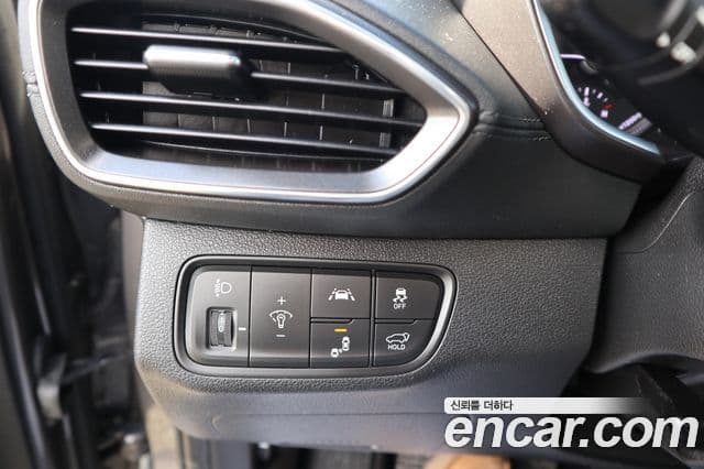 Hyundai Santa Fe TM Exclusive, 2020 17