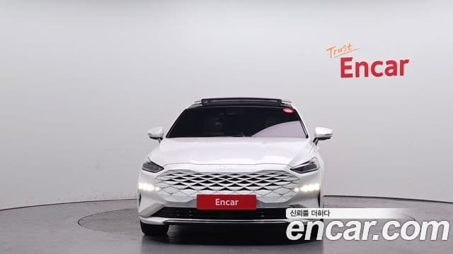 Kia K8 Signature, 2023 3