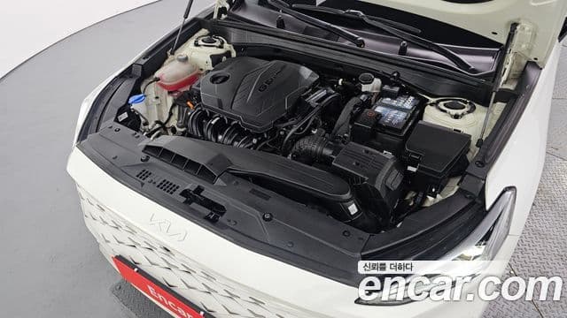 Kia K8 Signature, 2023 6