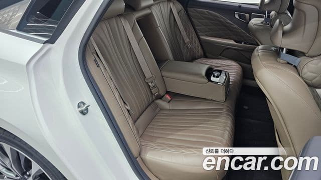 Kia K8 Signature, 2023 12