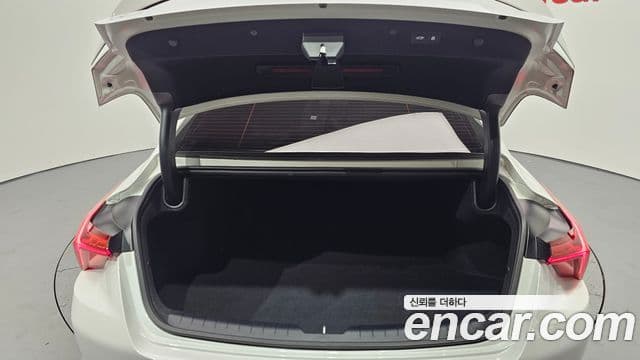 Kia K8 Signature, 2023 20