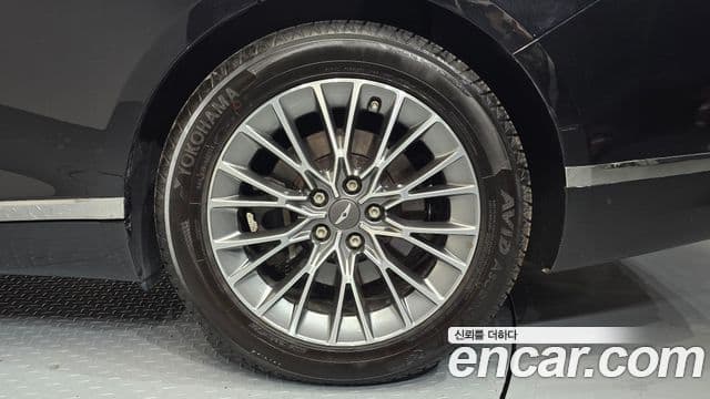 Genesis G80 (RG3) бензин 2.5 турбо AWD, 2022 все фото